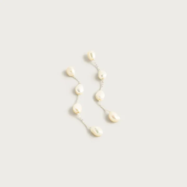 Freshwater pearl drop earrings
