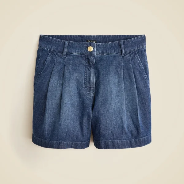 Pleated short in drapey denim