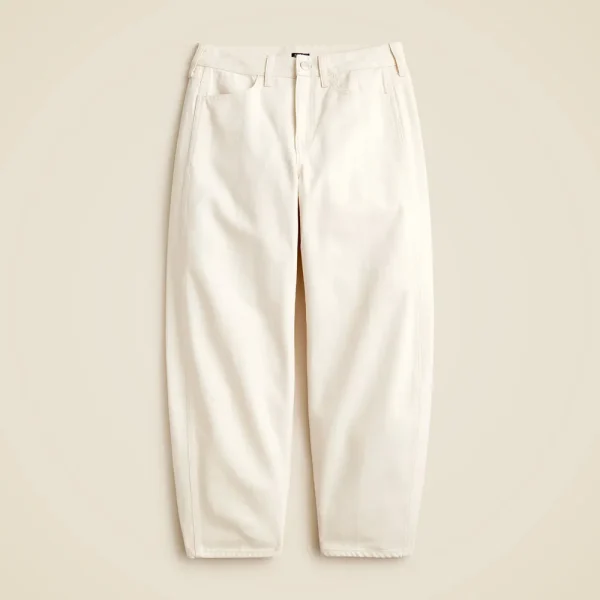 Barrel-leg jean