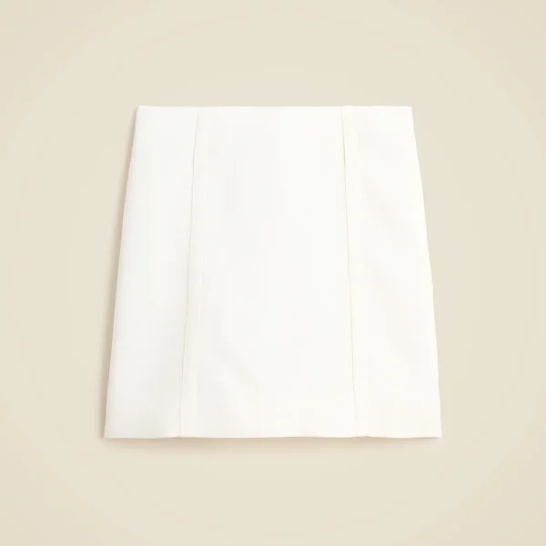 Mini skirt in bouclé