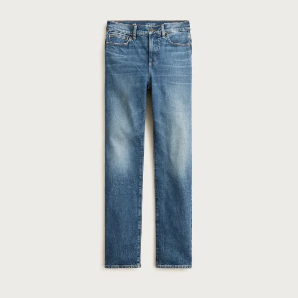 Nipped straight jean in stretch