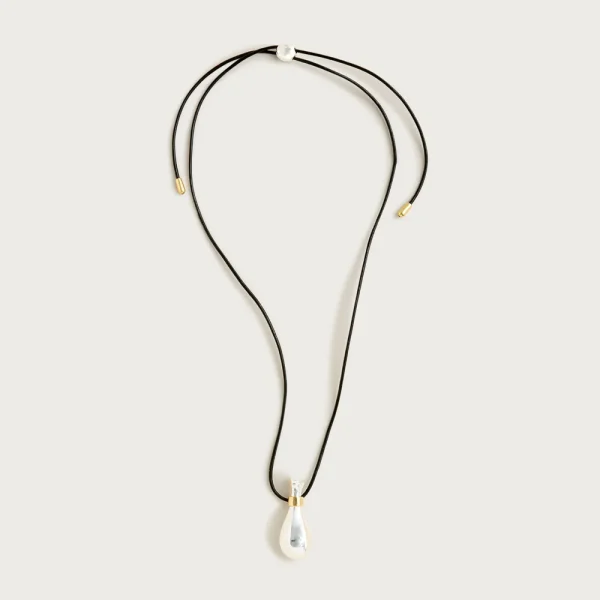 Metallic pendant necklace with leather cord